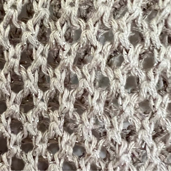 Alice + Olivia Linen Blend Open Crochet Metallic Thread Long V Neck Sweater Sz M - Picture 4 of 4